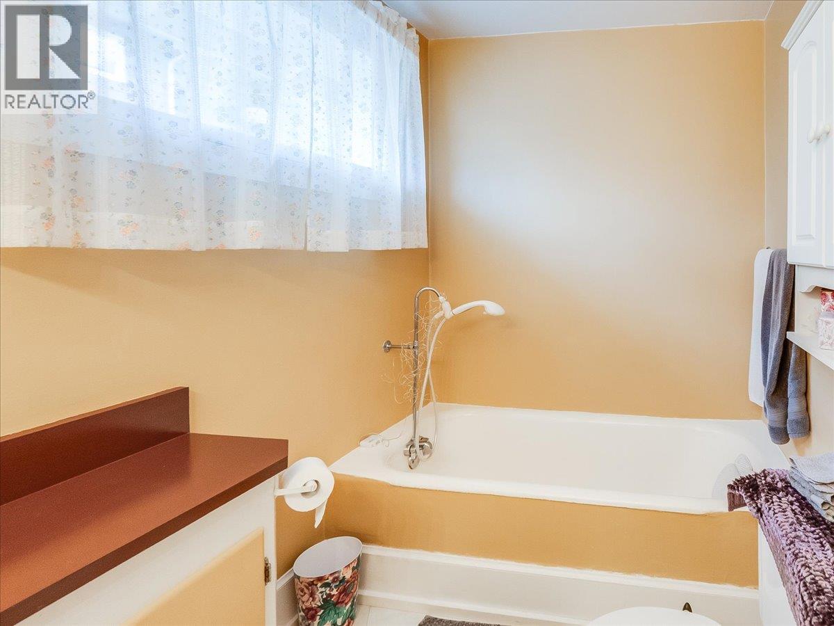 2257 Daniel Street, Trail, British Columbia  V1R 4H2 - Photo 26 - 10384358