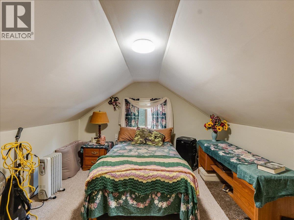 2257 Daniel Street, Trail, British Columbia  V1R 4H2 - Photo 21 - 10384358