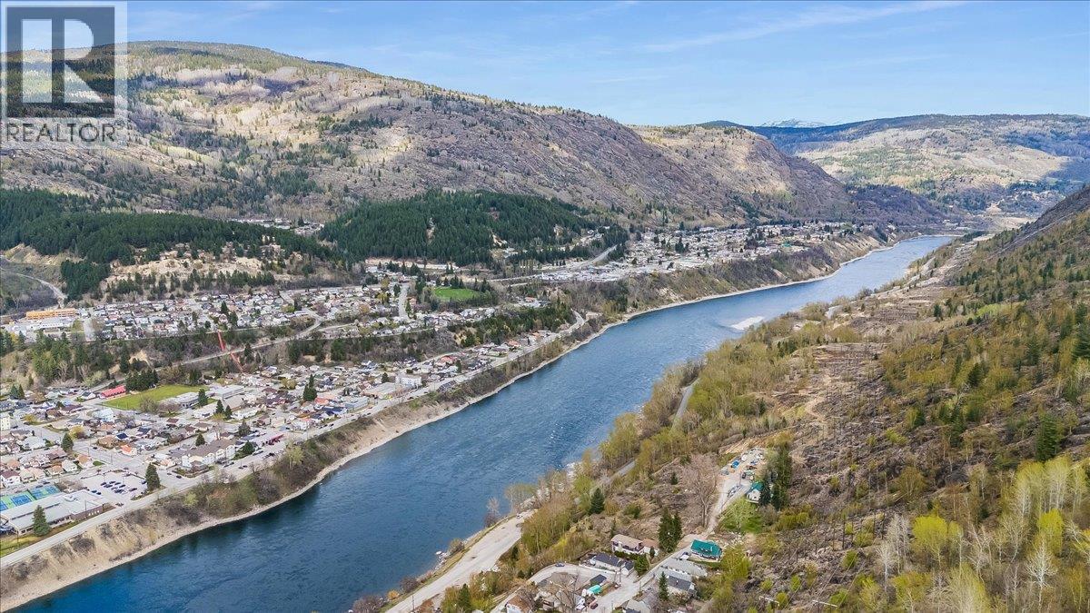 2257 Daniel Street, Trail, British Columbia  V1R 4H2 - Photo 46 - 10384358