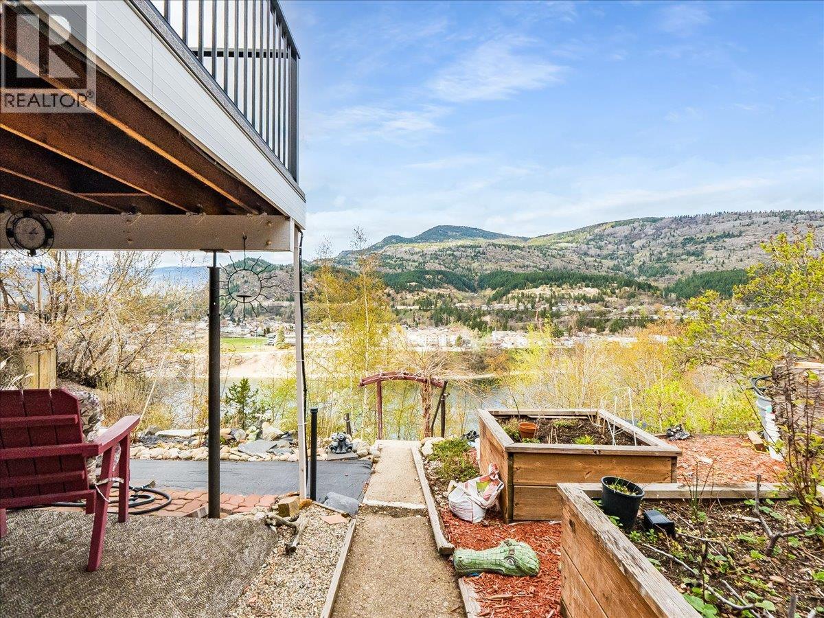 2257 Daniel Street, Trail, British Columbia  V1R 4H2 - Photo 53 - 10384358