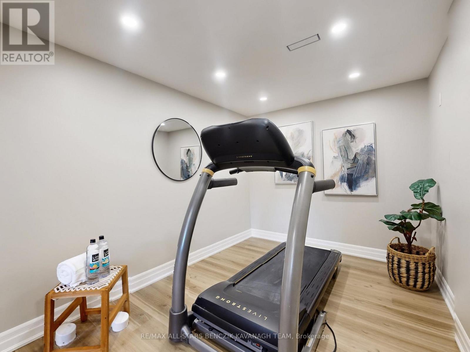 30 Sir Caradoc Place, Markham, Ontario  L3P 2X6 - Photo 18 - N12950798