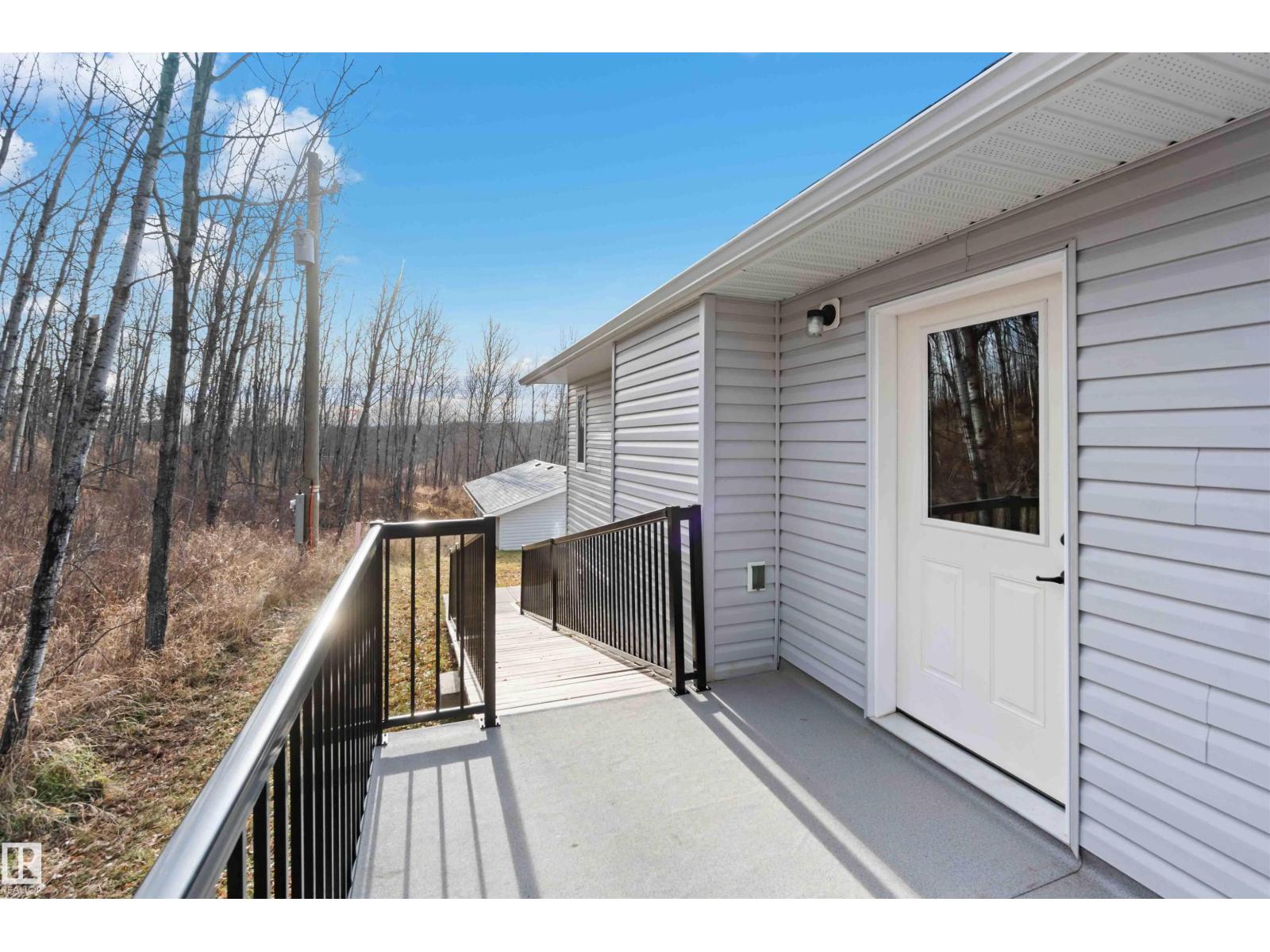 30 59209 Hwy 18, Rural Barrhead County, Alberta  T7N 1N3 - Photo 42 - E4483490