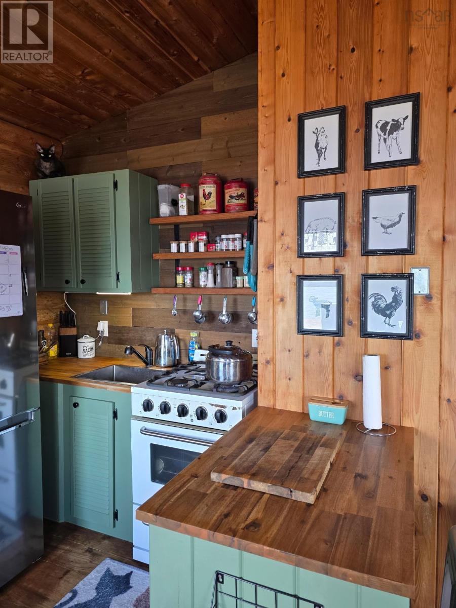 60 Hummingbird Lane, Loch Lomond, Nova Scotia  B2E 1C4 - Photo 17 - 202607259