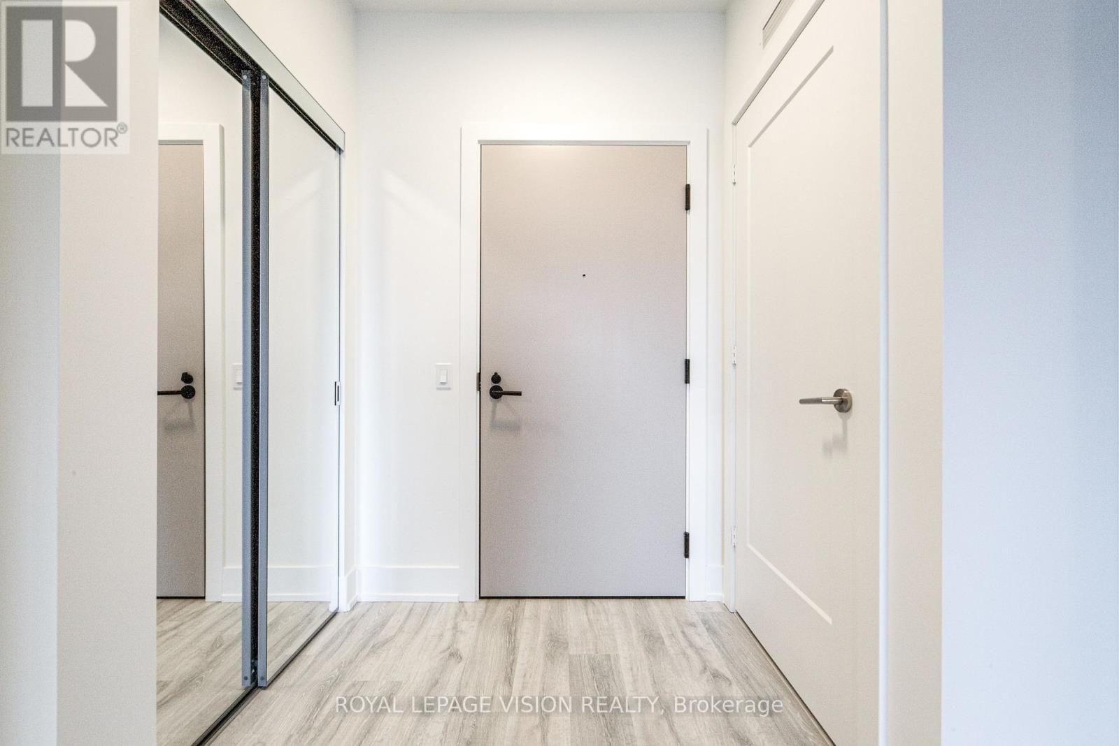 316 - 858 Dupont Street, Toronto, Ontario  M6G 0C1 - Photo 7 - W12825624