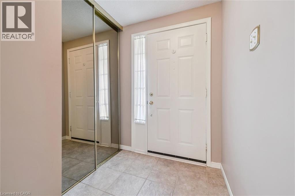 496 Beechwood Drive Unit# 1, Waterloo, Ontario  N2T 2C4 - Photo 3 - 40818973