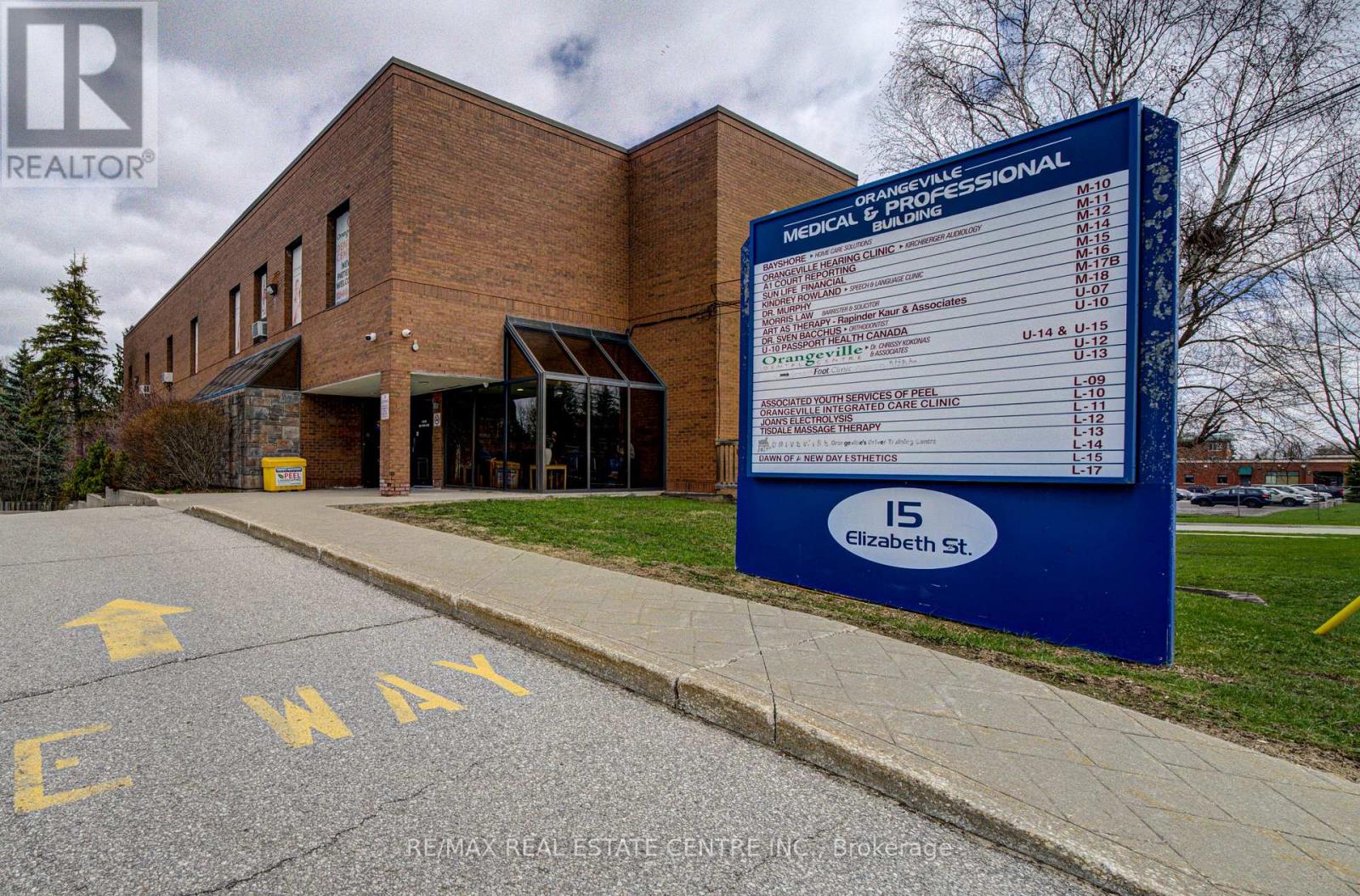 M18 - 15 ELIZABETH STREET, Orangeville, Ontario