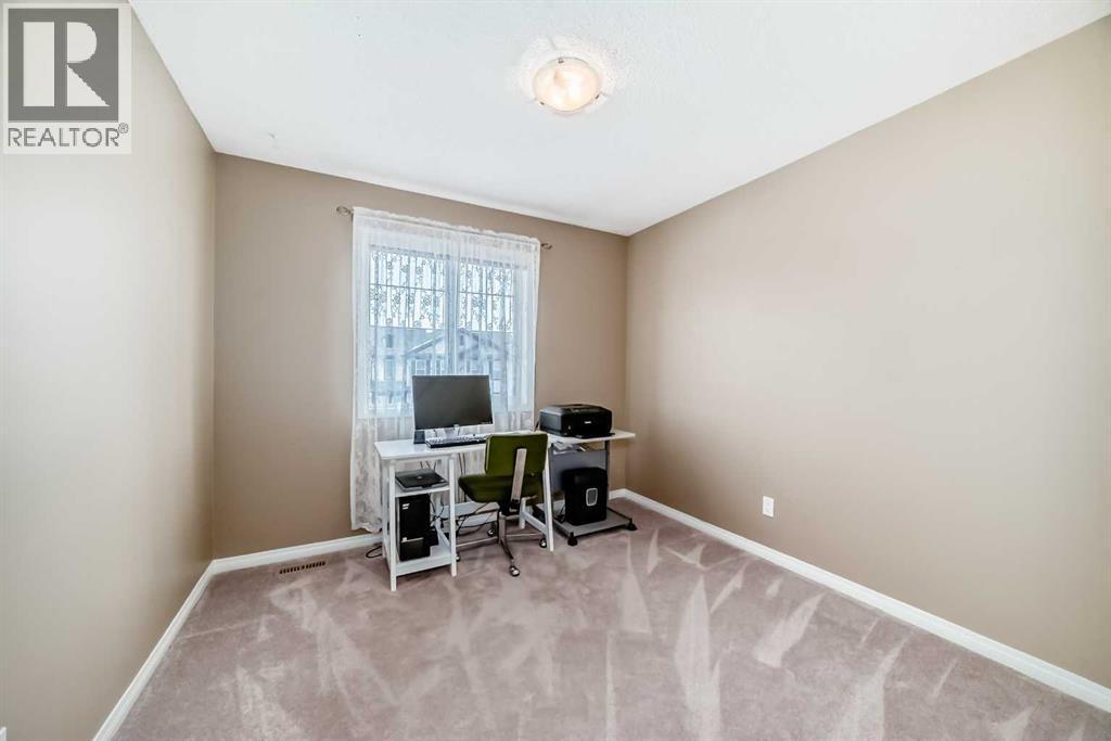 137 Luxstone Way Sw, Airdrie, Alberta  T4B 3C2 - Photo 28 - A2291914