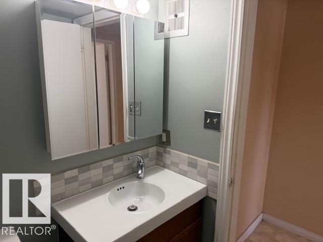 Unknown Address, ,     - Photo 16 - E4483506