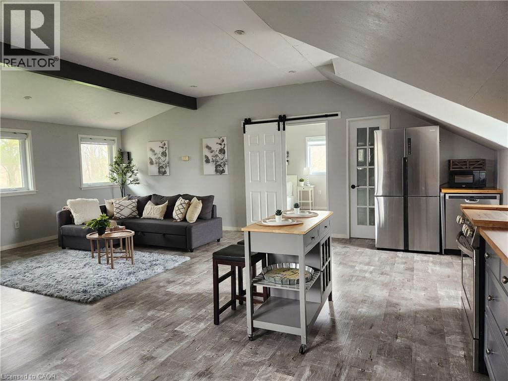 267 Pinehurst Road Unit# Upper, Paris, Ontario  N3L 3E2 - Photo 2 - 40819355