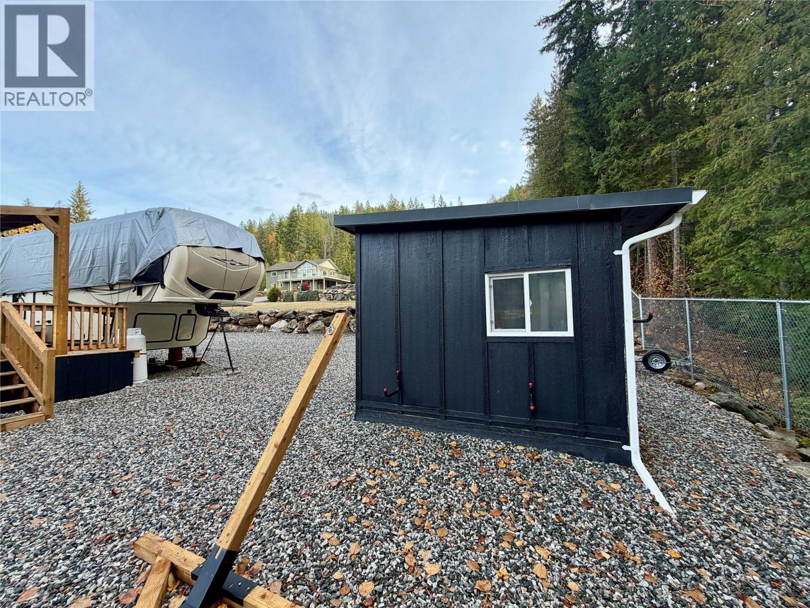 8253 97a Highway Lot# 4, Mara, British Columbia  V0E 2K0 - Photo 7 - 10384441