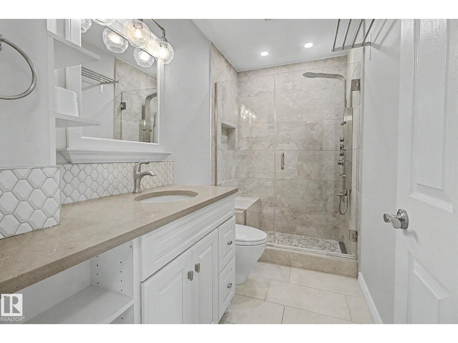 3903 32 St Nw, Edmonton, Alberta  T6T 1J5 - Photo 12 - E4483511