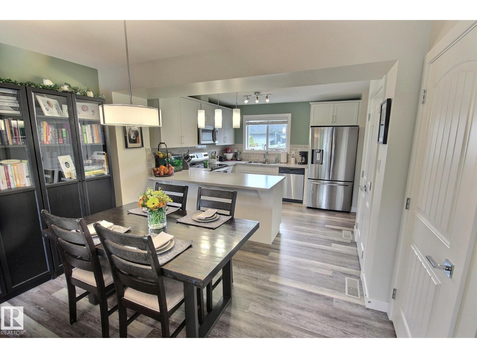 565 Chappelle Dr Sw, Edmonton, Alberta  T6W 2B5 - Photo 10 - E4483233