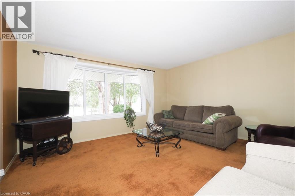 15 Mockingbird Drive, Elmira, Ontario  N3B 1S9 - Photo 8 - 40819646