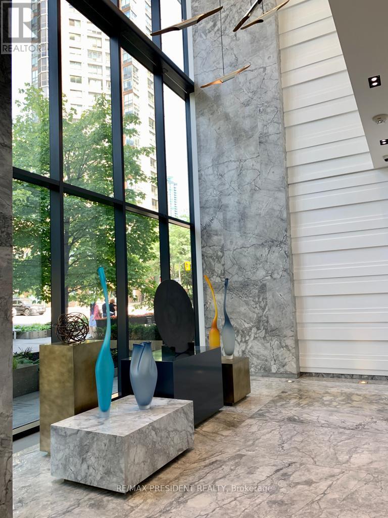 913 - 57 St Joseph Street, Toronto, Ontario  M5S 0C5 - Photo 2 - C13030690
