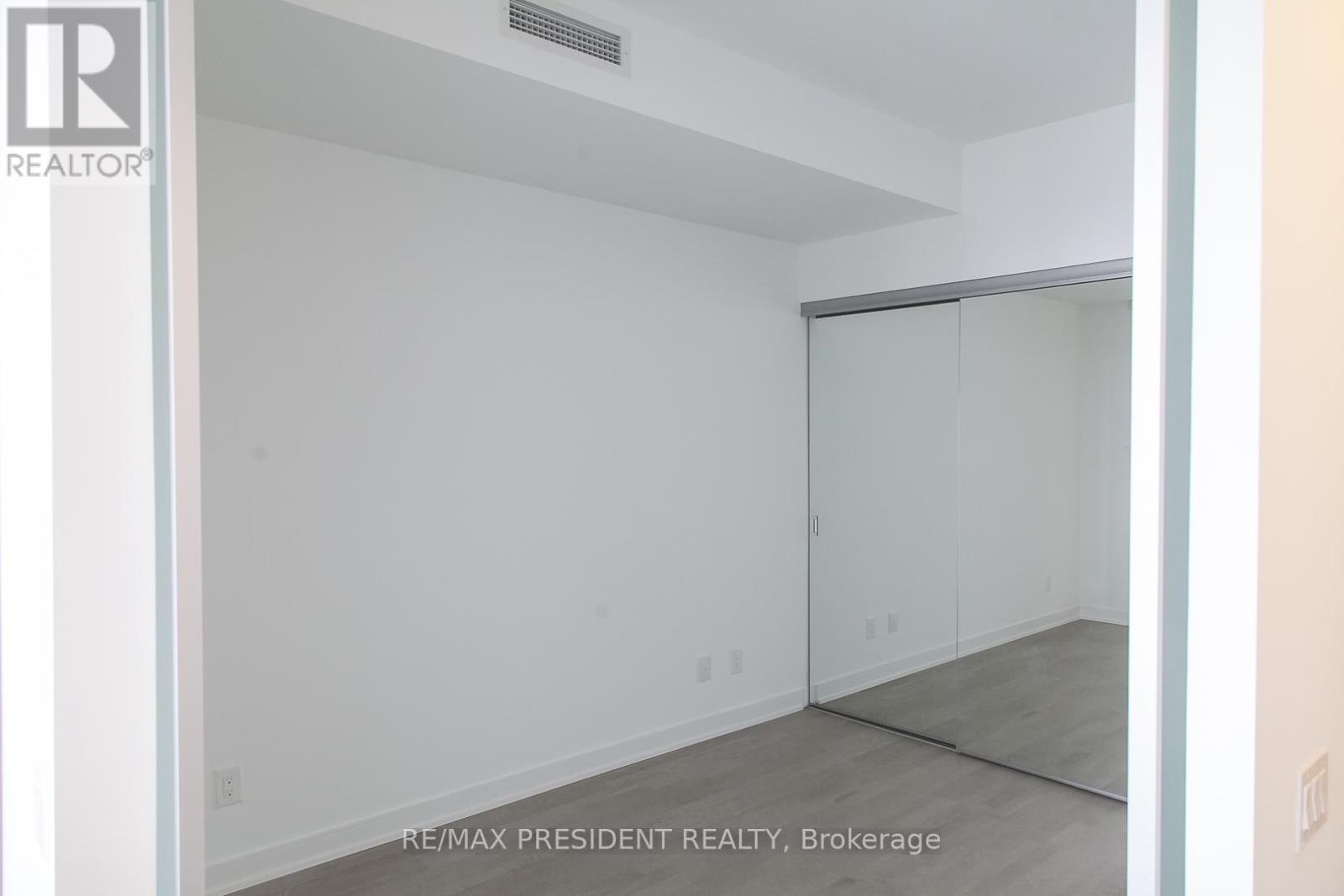 913 - 57 St Joseph Street, Toronto, Ontario  M5S 0C5 - Photo 7 - C13030690