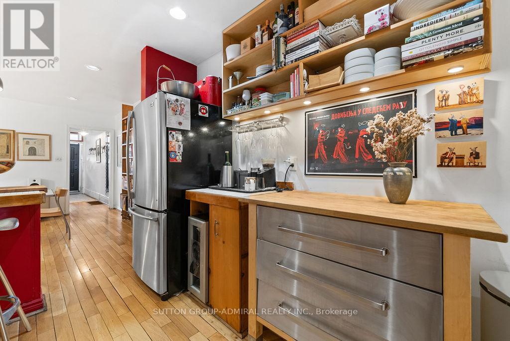 40 Claremont Street, Toronto, Ontario  M6J 2M5 - Photo 13 - C13030712