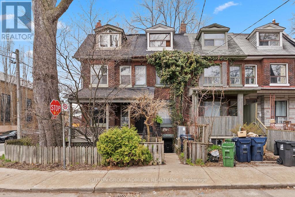 40 Claremont Street, Toronto, Ontario  M6J 2M5 - Photo 2 - C13030712