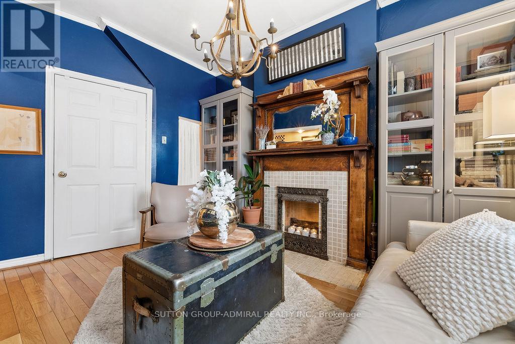 40 Claremont Street, Toronto, Ontario  M6J 2M5 - Photo 5 - C13030712