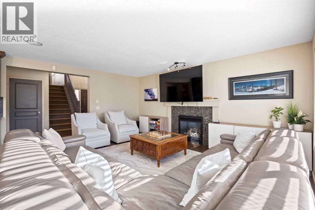 80 Tuscany Summit Terrace Nw, Calgary, Alberta  T3L 0C1 - Photo 5 - A2292710