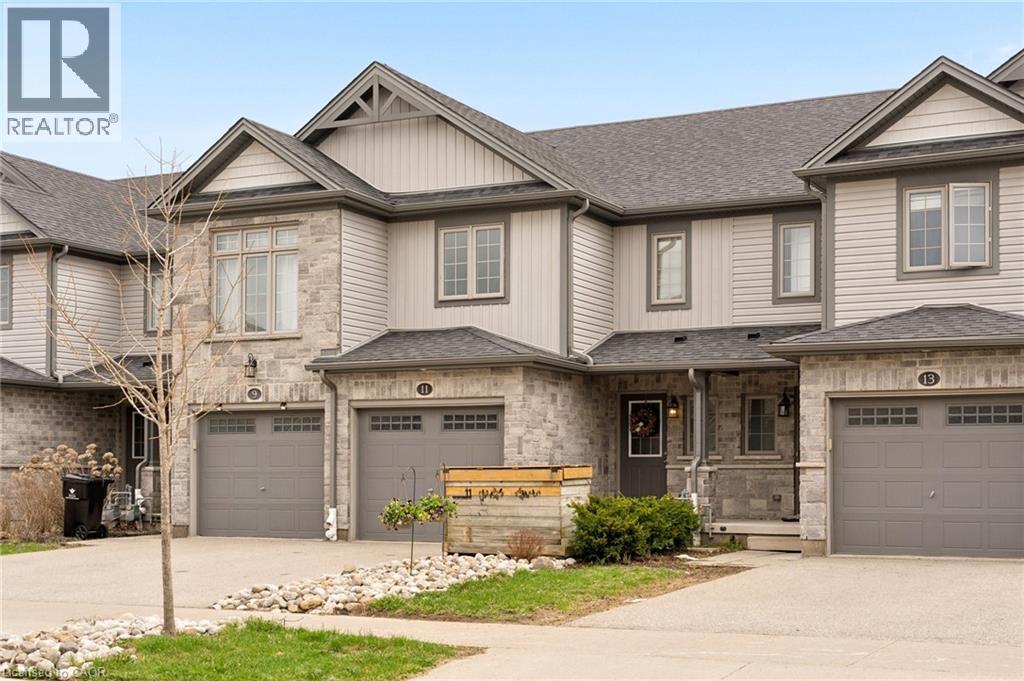 11 Wildflower Street, Kitchener, Ontario  N2P 2X5 - Photo 2 - 40819861