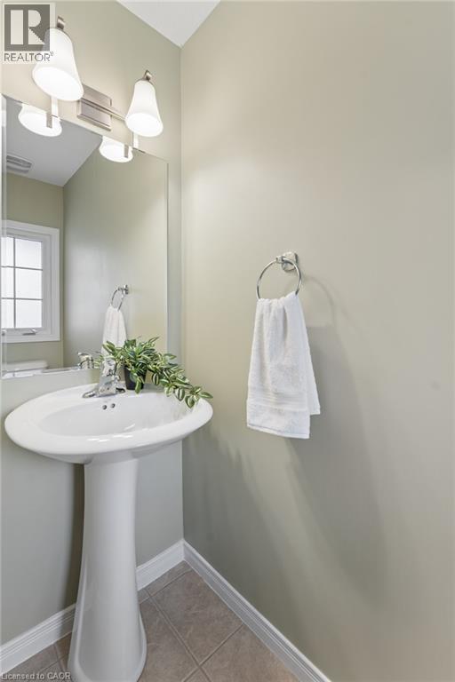 11 Wildflower Street, Kitchener, Ontario  N2P 2X5 - Photo 8 - 40819861