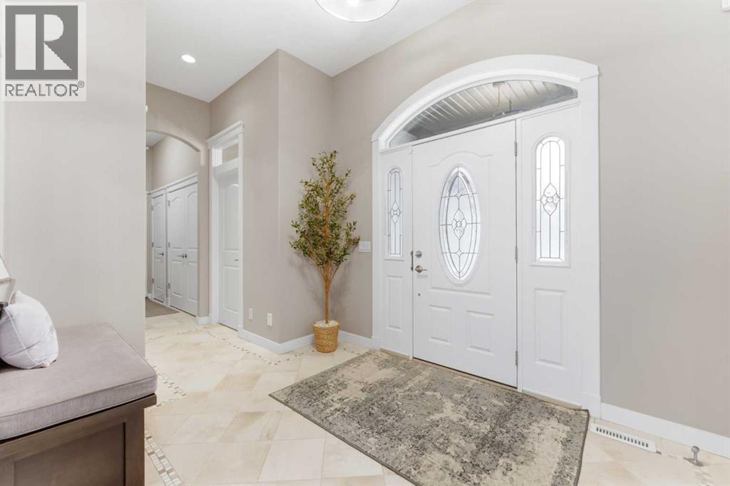 187 Cranarch Circle Se, Calgary, Alberta  T3M 0S4 - Photo 5 - A2293305