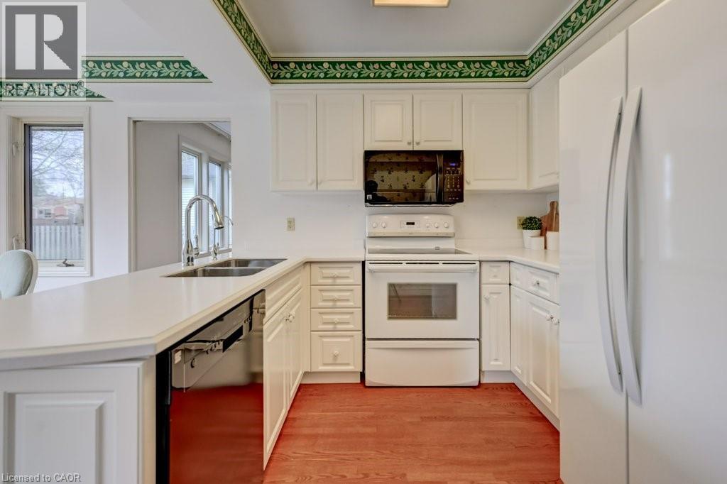 285 Magnolia Place, Waterloo, Ontario  N2V 2A3 - Photo 15 - 40820942