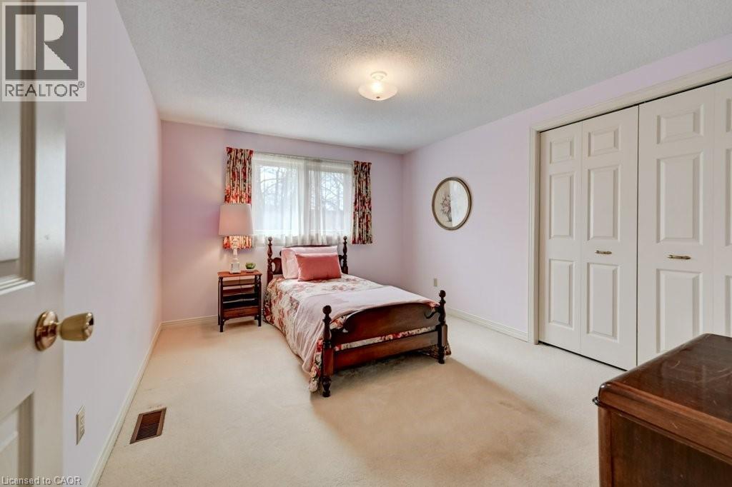 285 Magnolia Place, Waterloo, Ontario  N2V 2A3 - Photo 30 - 40820942