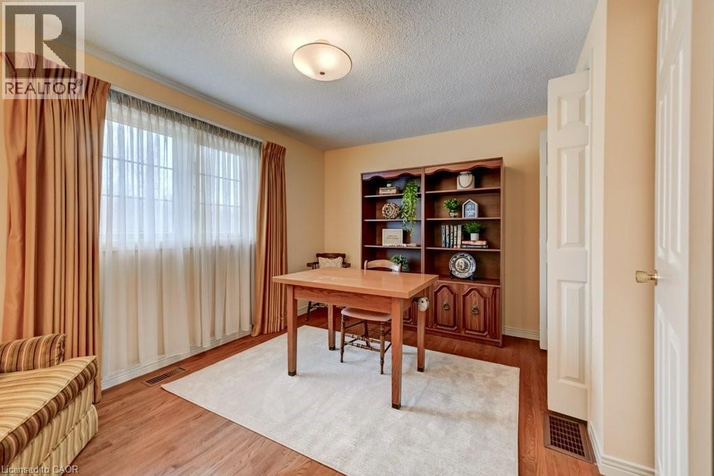 285 Magnolia Place, Waterloo, Ontario  N2V 2A3 - Photo 29 - 40820942