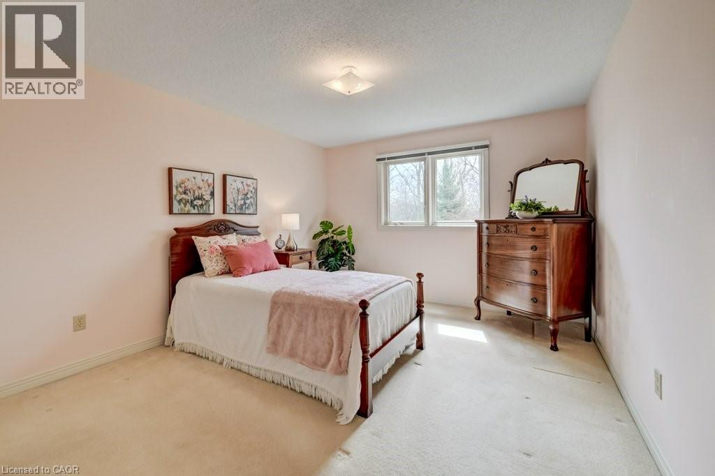 285 Magnolia Place, Waterloo, Ontario  N2V 2A3 - Photo 31 - 40820942