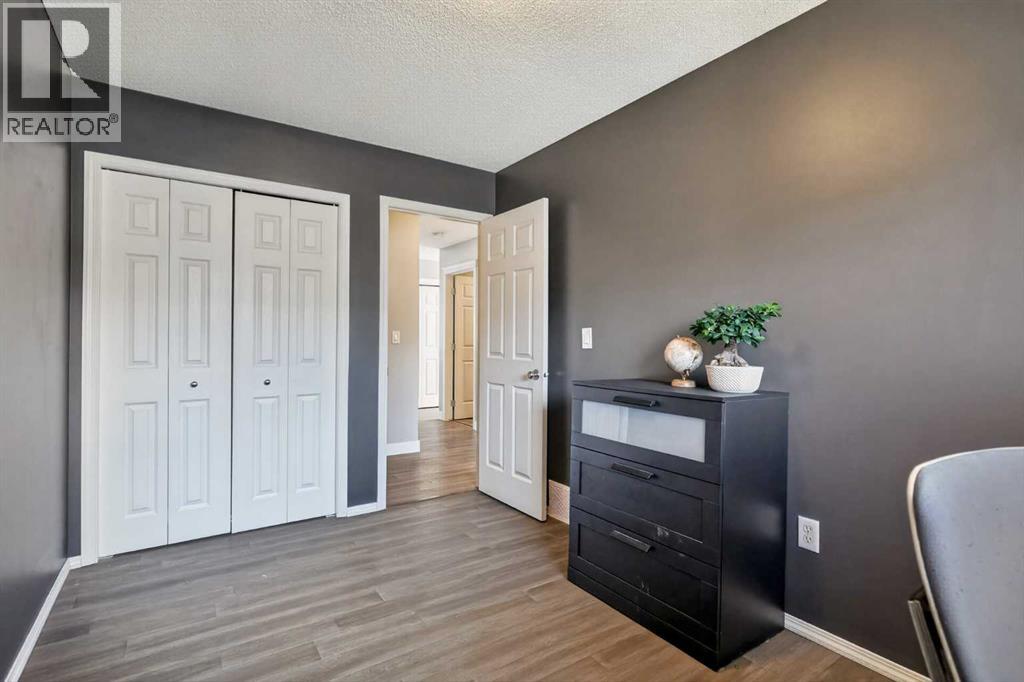 51 Country Village Villas Ne, Calgary, Alberta  T3K 0L7 - Photo 19 - A2294713