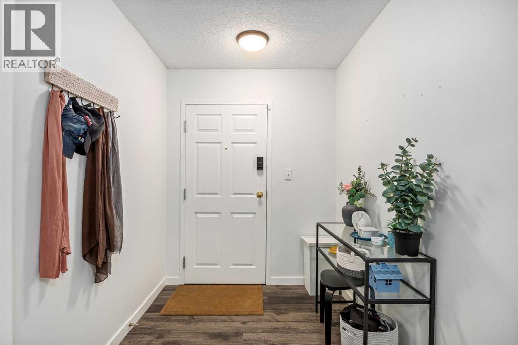 103, 777 3 Avenue Sw, Calgary, Alberta  T2P 0G8 - Photo 5 - A2295266