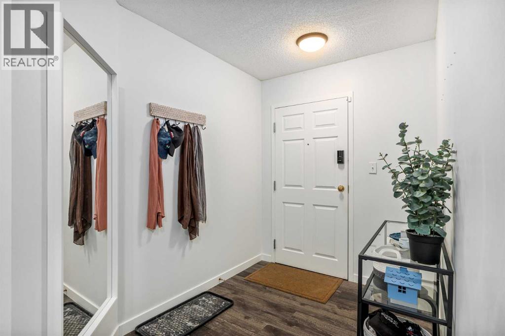 103, 777 3 Avenue Sw, Calgary, Alberta  T2P 0G8 - Photo 4 - A2295266