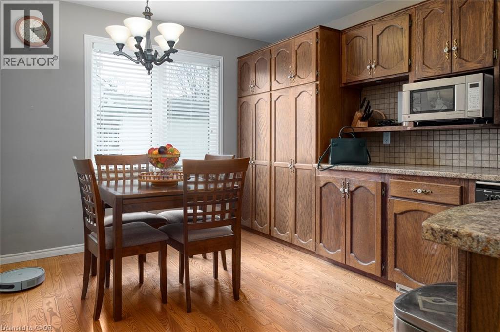 108 Queensway Drive, St. Jacobs, Ontario  N0B 2N0 - Photo 11 - 40821912