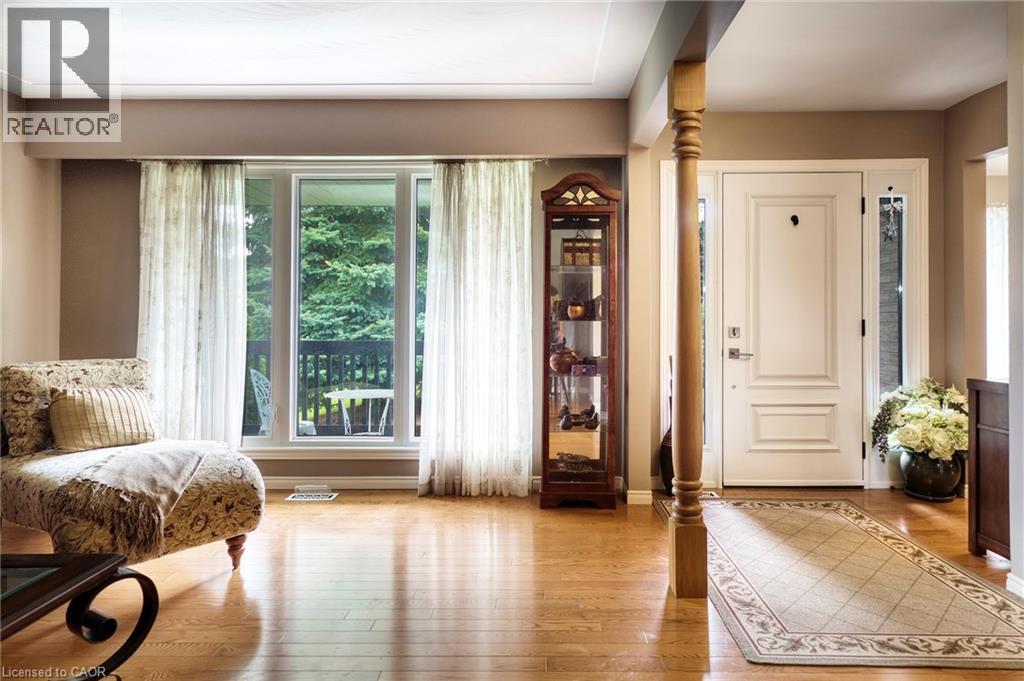 108 Queensway Drive, St. Jacobs, Ontario  N0B 2N0 - Photo 5 - 40821912