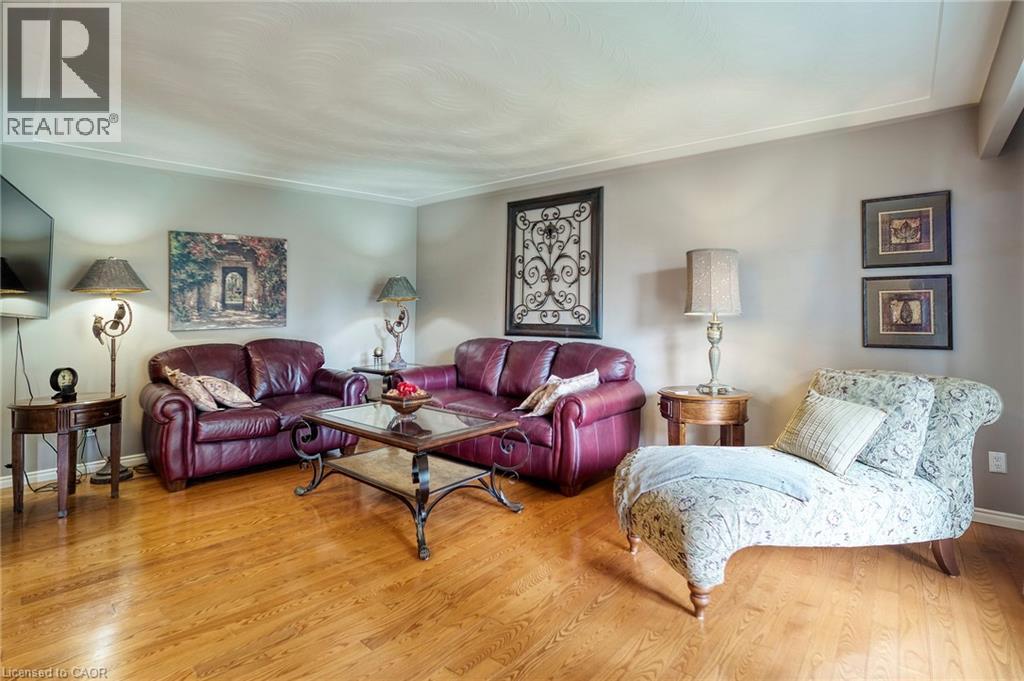 108 Queensway Drive, St. Jacobs, Ontario  N0B 2N0 - Photo 6 - 40821912