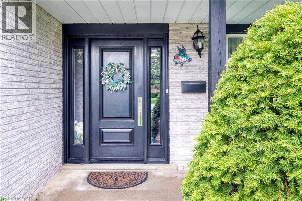 108 Queensway Drive, St. Jacobs, Ontario  N0B 2N0 - Photo 4 - 40821912