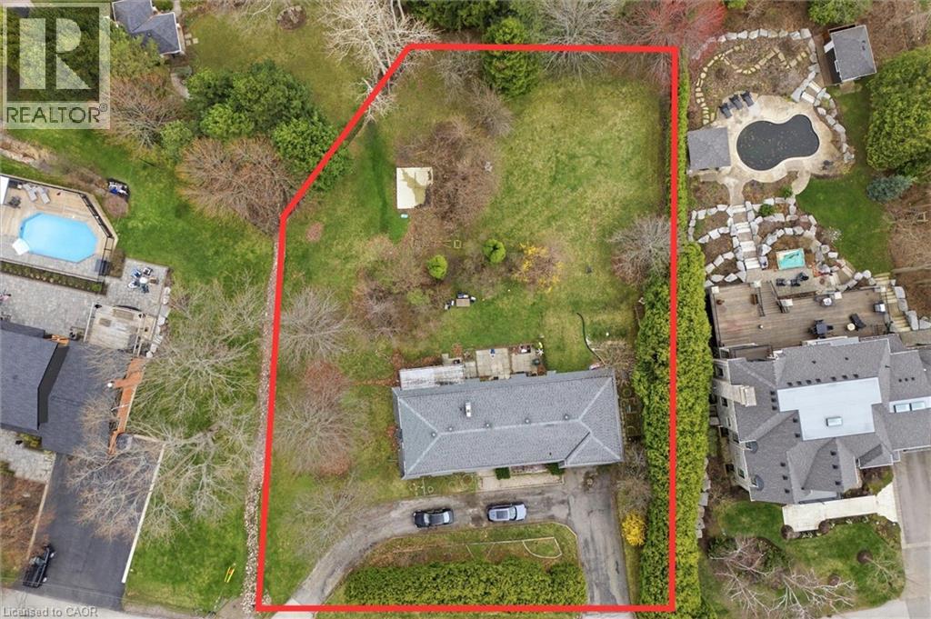 1310 BEAUFORT Drive, Burlington, Ontario