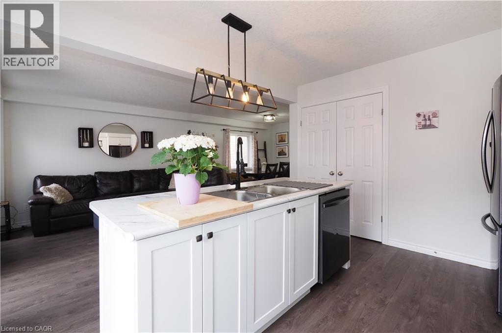 27 Gleason Crescent, Kitchener, Ontario  N2M 0B7 - Photo 16 - 40822137