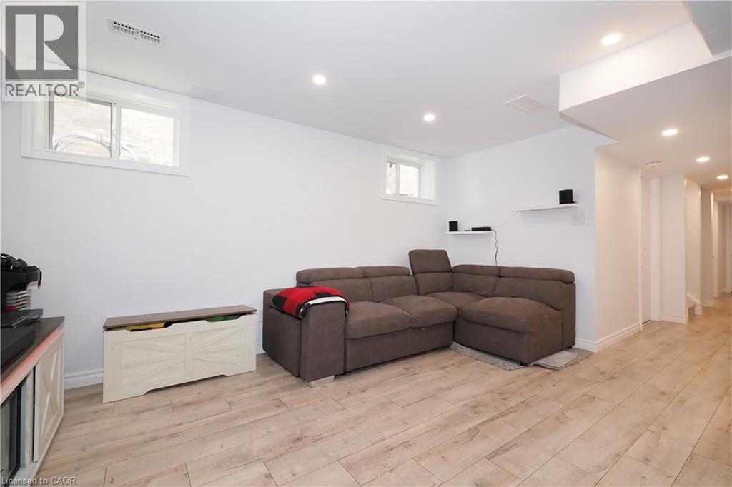 27 Gleason Crescent, Kitchener, Ontario  N2M 0B7 - Photo 35 - 40822137