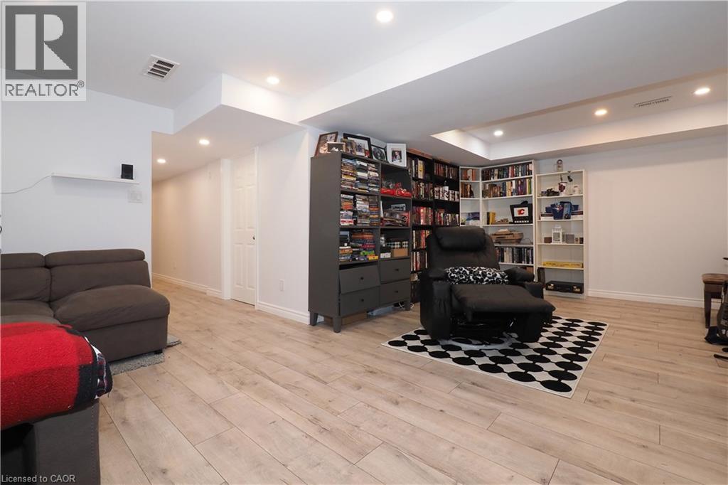 27 Gleason Crescent, Kitchener, Ontario  N2M 0B7 - Photo 36 - 40822137