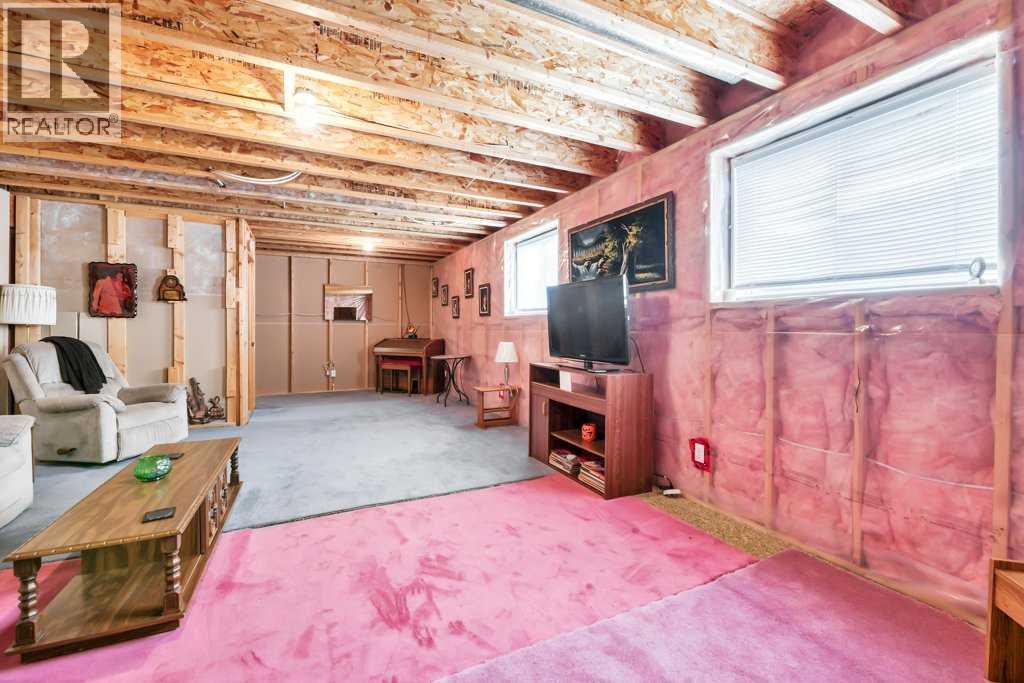 141 West Creek Crescent, Chestermere, Alberta  T1X 1H3 - Photo 36 - A2296511