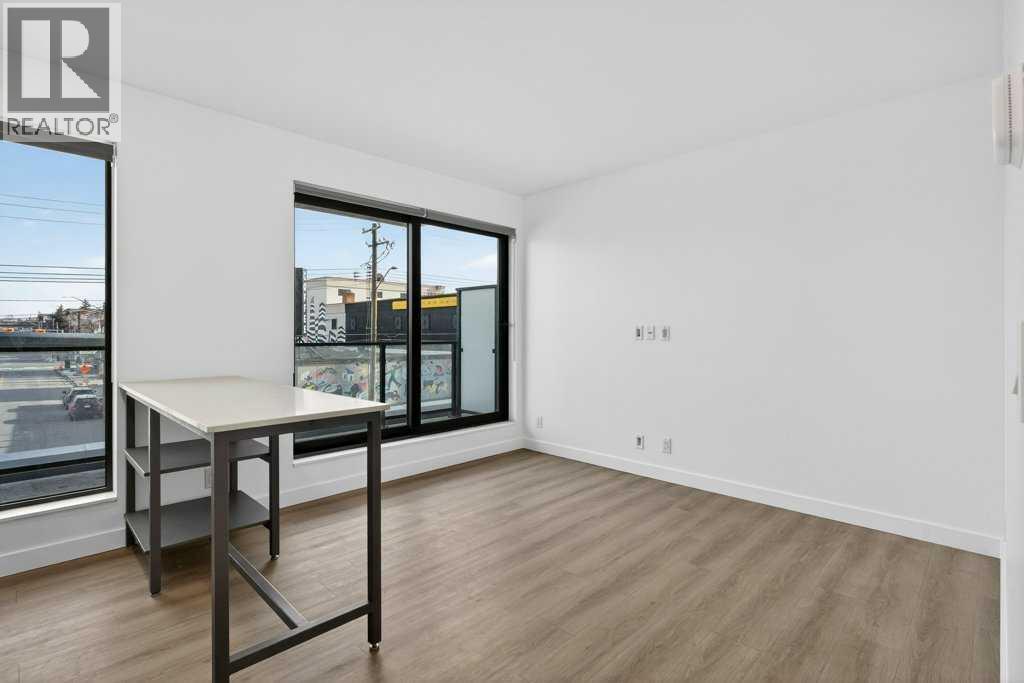 206, 123 4 Street Ne, Calgary, Alberta  T2E 8K3 - Photo 4 - A2296695