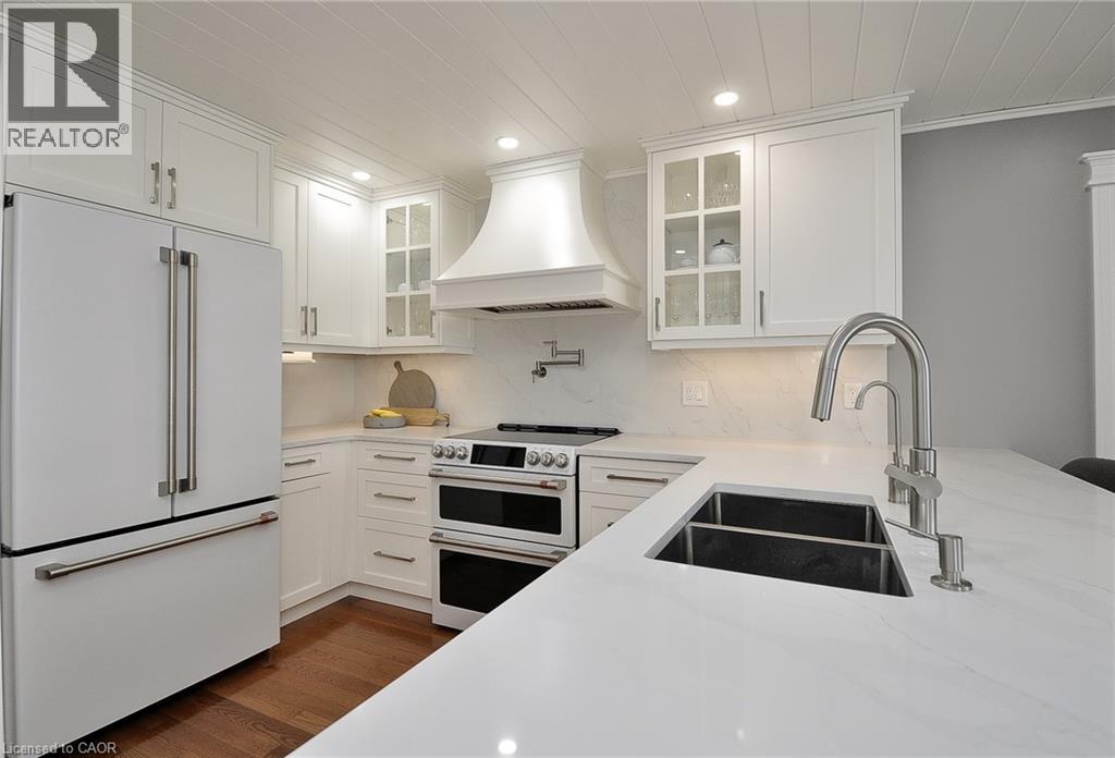 9 Lake Avenue E, Puslinch, Ontario  N3C 2V4 - Photo 13 - 40822271