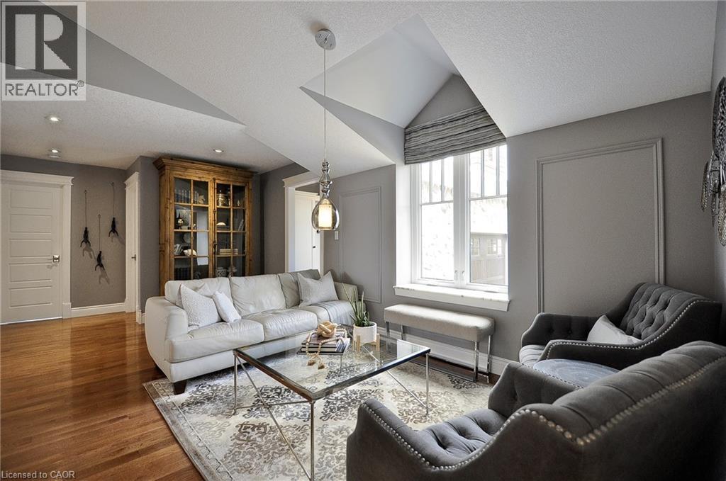 9 Lake Avenue E, Puslinch, Ontario  N3C 2V4 - Photo 5 - 40822271