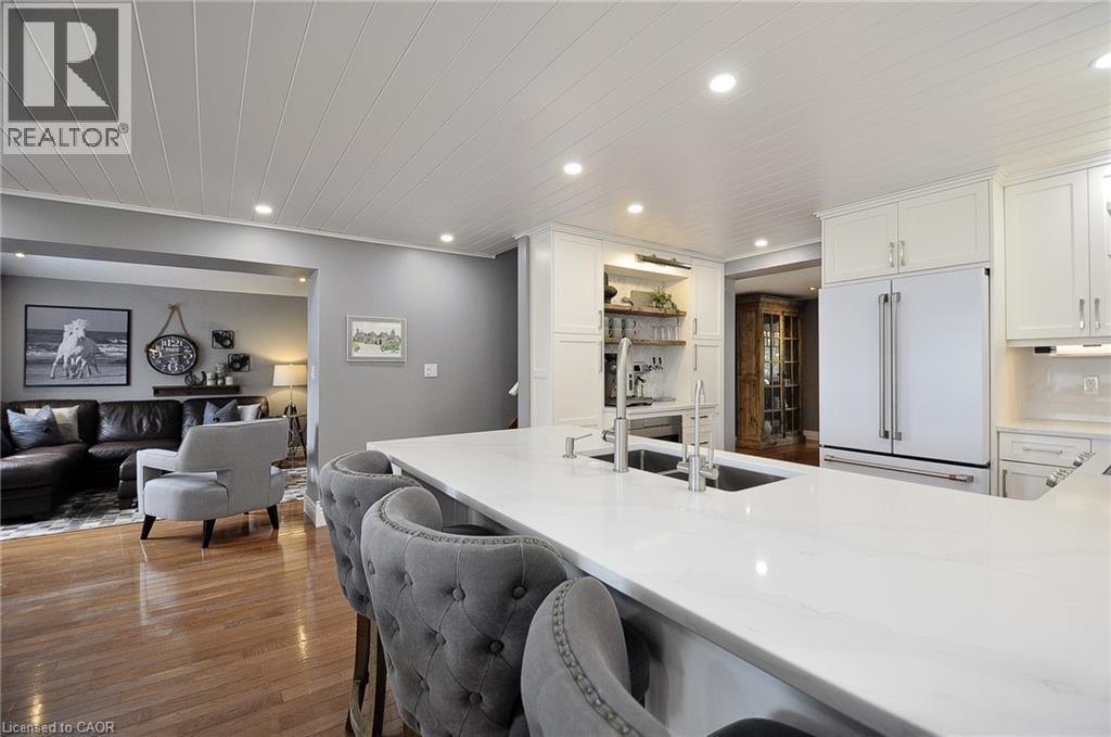 9 Lake Avenue E, Puslinch, Ontario  N3C 2V4 - Photo 15 - 40822271