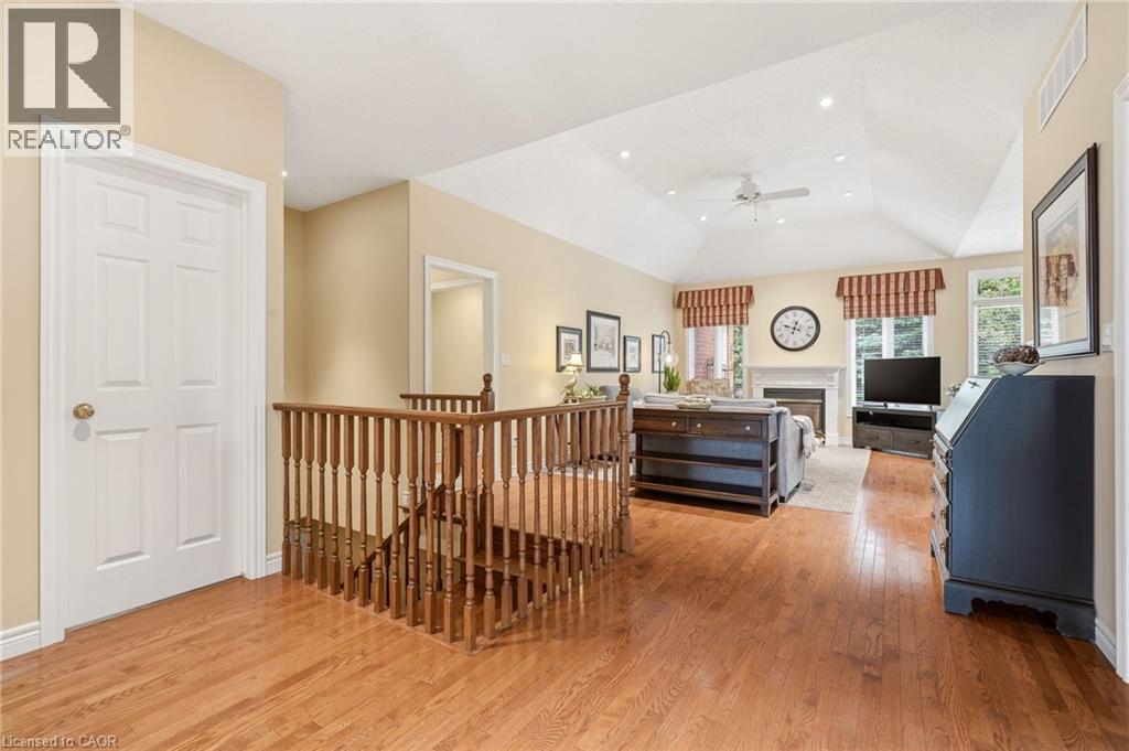 49 Rockcliffe Road, Waterdown, Ontario  L9H 7H5 - Photo 15 - 40822278