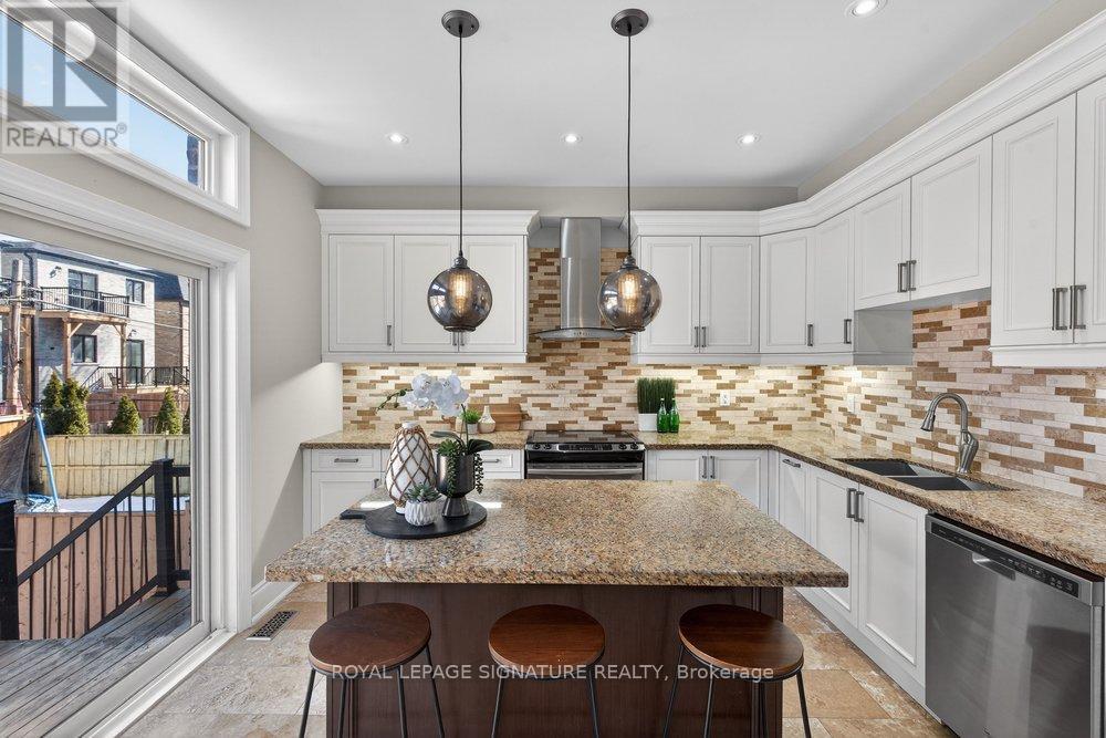 61b Bexhill Avenue, Toronto, Ontario  M1L 3B7 - Photo 17 - E13030670