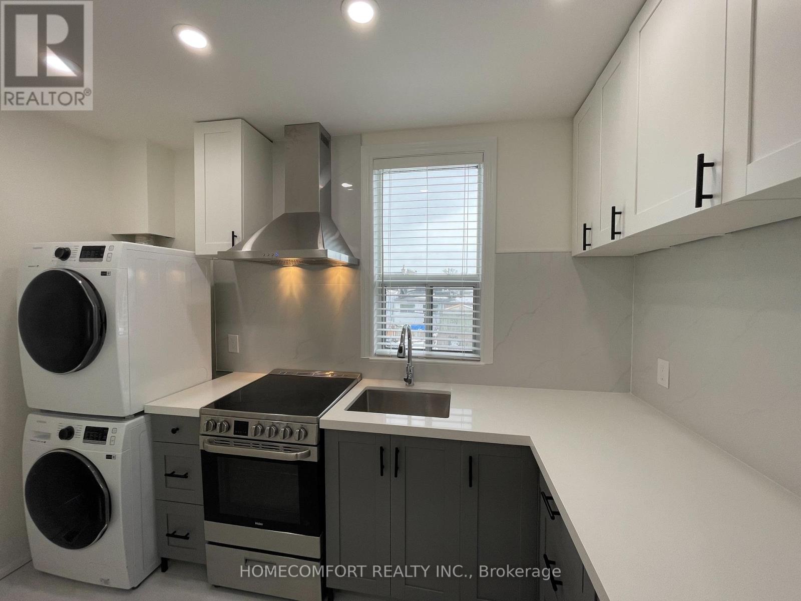 Upper - 33 Strathmore Boulevard, Toronto, Ontario  M4J 1P1 - Photo 10 - E13030768