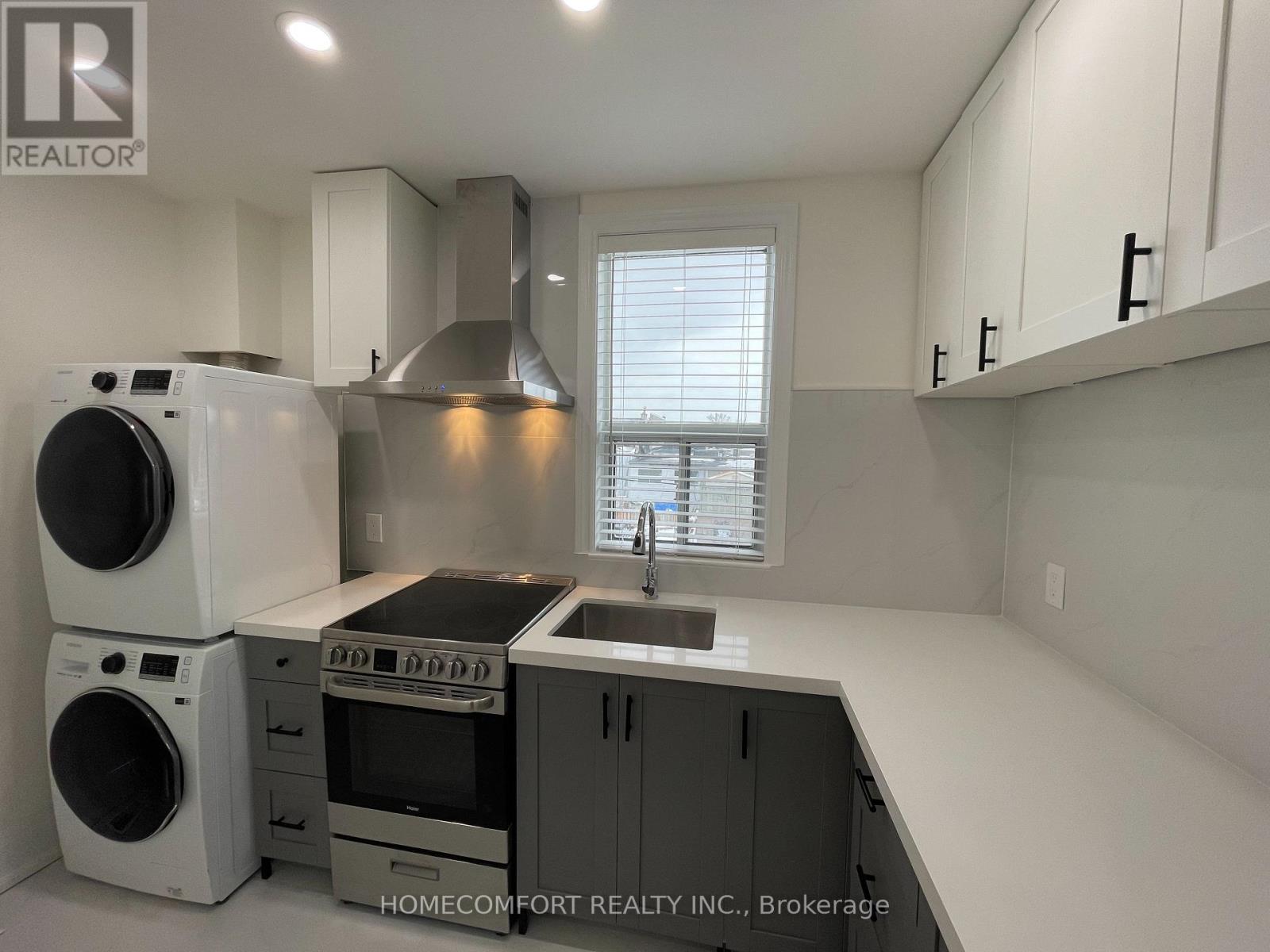 Upper - 33 Strathmore Boulevard, Toronto, Ontario  M4J 1P1 - Photo 9 - E13030768